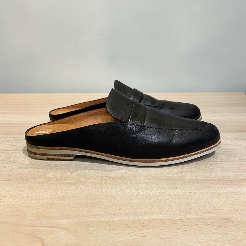 Gentle Souls Esme Mules Size 8.5 EU 39 Black Leather Flat Minimalist Old Money